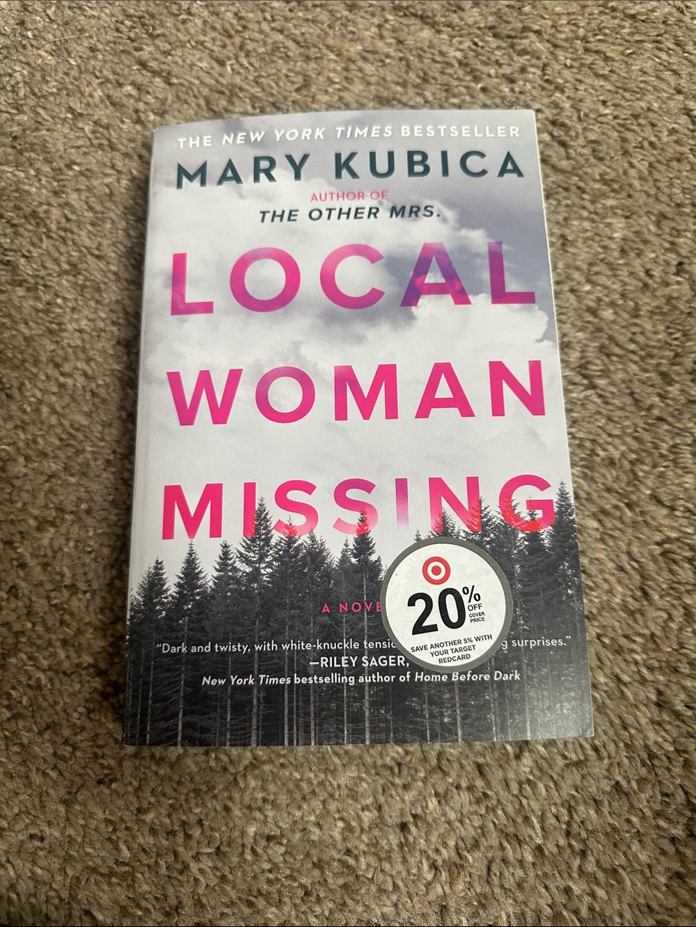 Local Woman Missing by Mary Kubica - Paperback